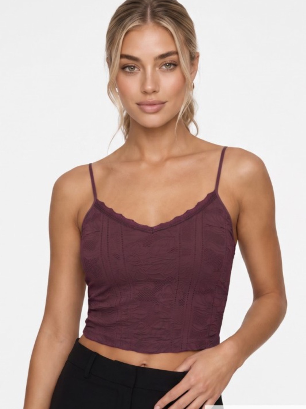 🆕🤍RAISIN LACE TANK